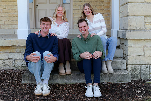 2026 Valek Family-31